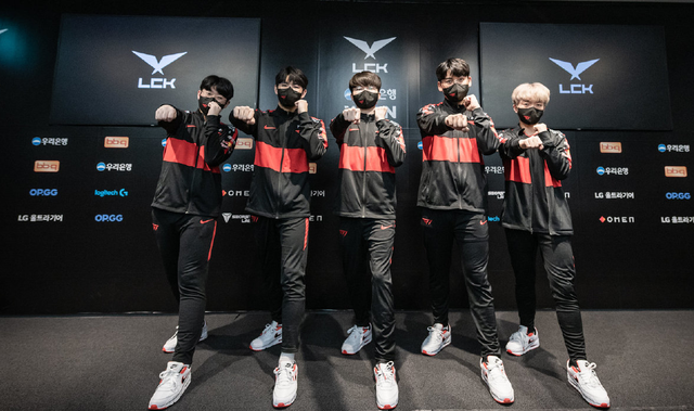 KT血洗RNG，Lehends线上压制力十足宿敌对决入围赛，成为赛场最大亮点