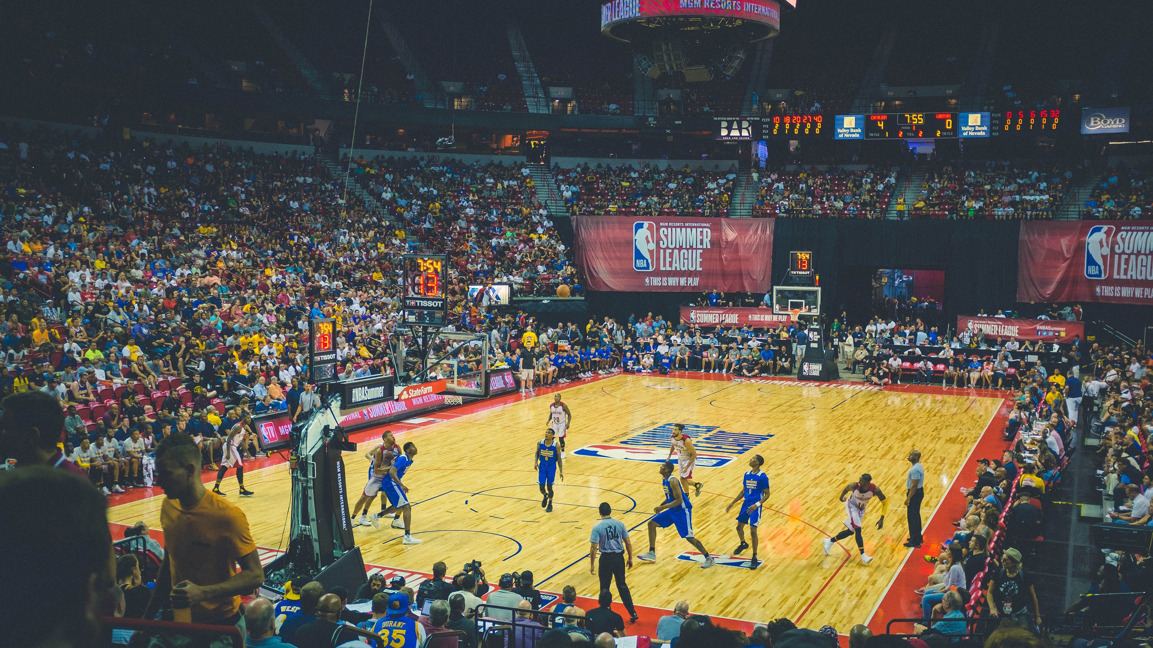 压力熔炉中诞生的巨星，楚阿梅尼在马赛对阵墨西哥一役中的凤凰涅槃